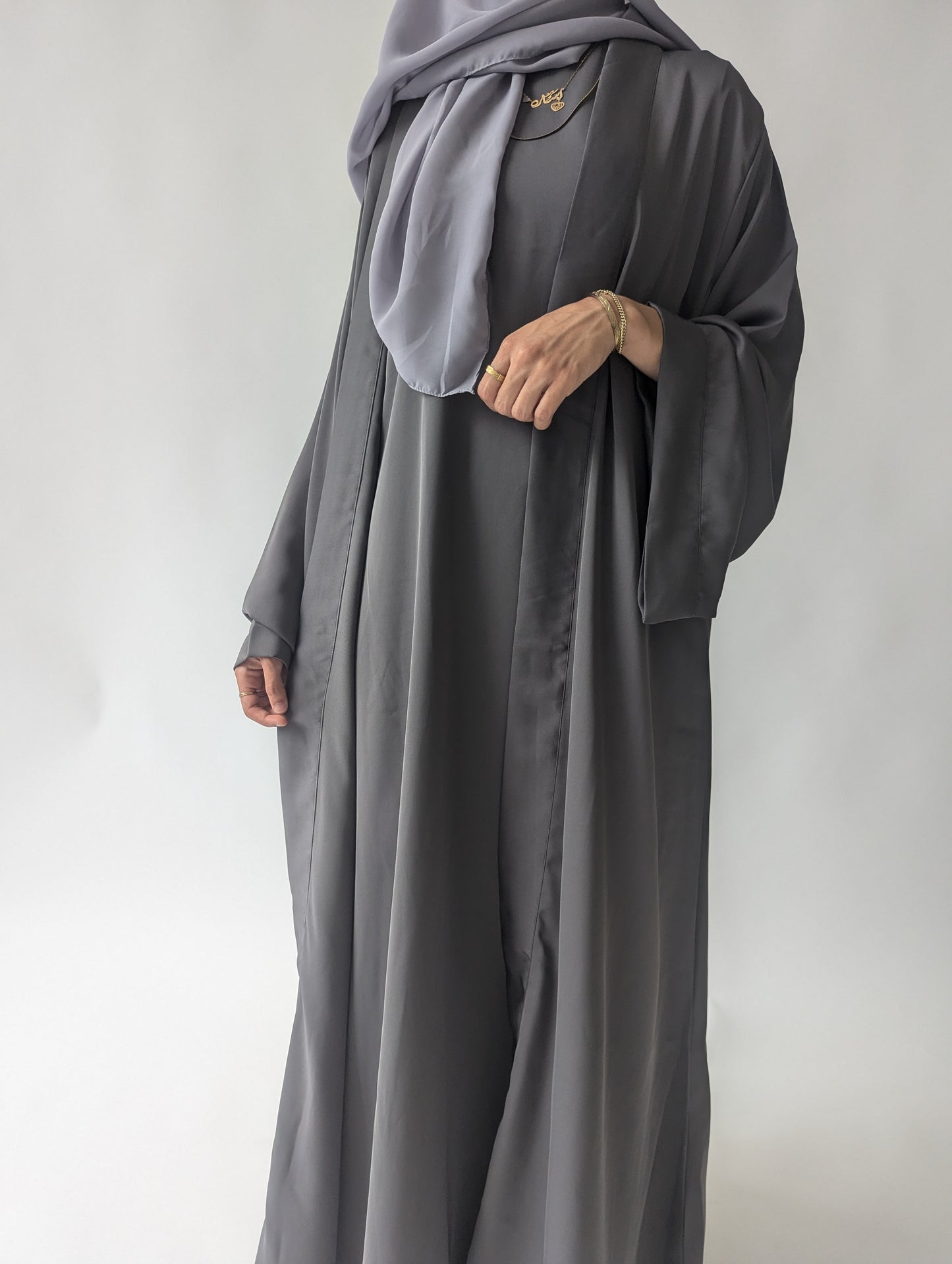 Essential Abaya (2- piece set) - Grey