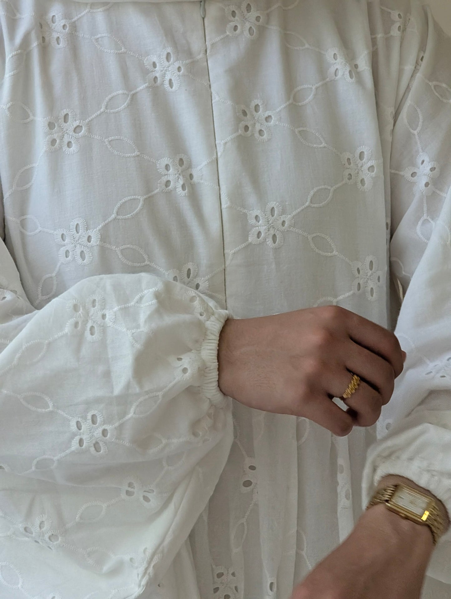 Luna Abaya-White Florals