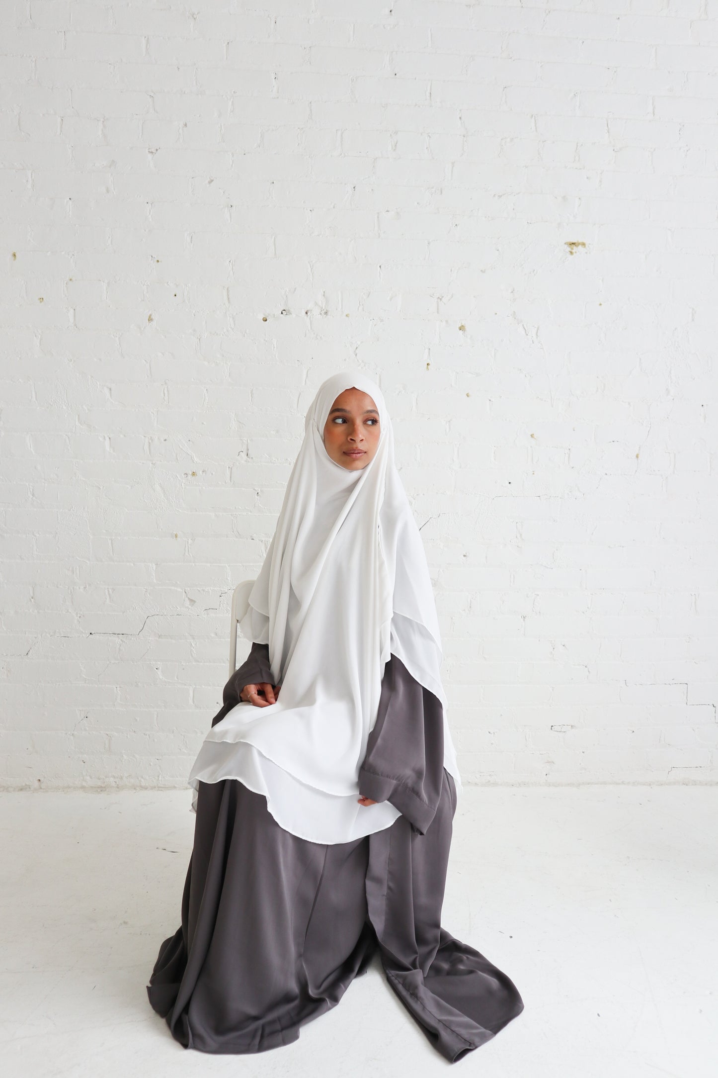 White Khimar