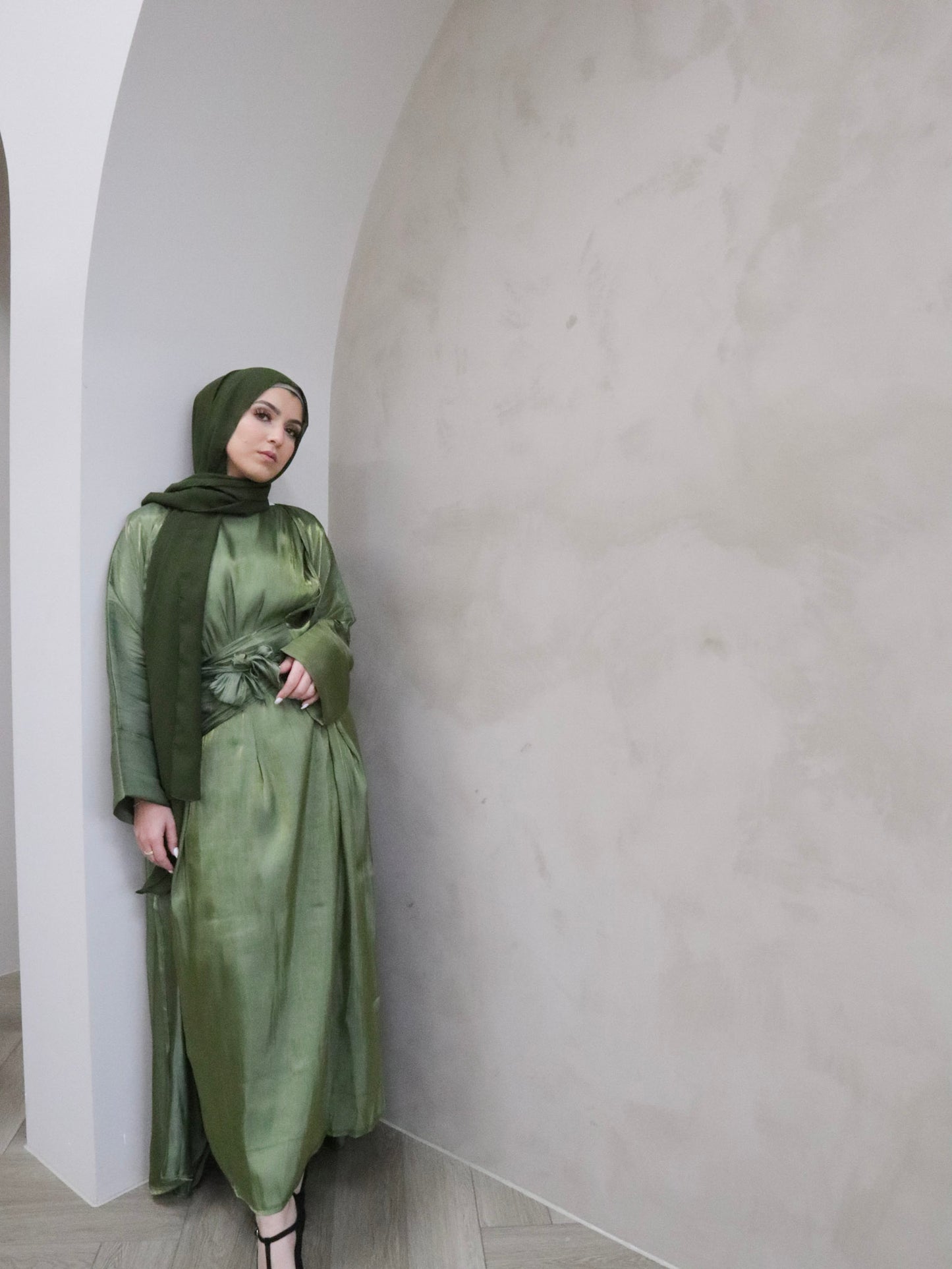 Olive Green Luxury Abaya (3 piece set)