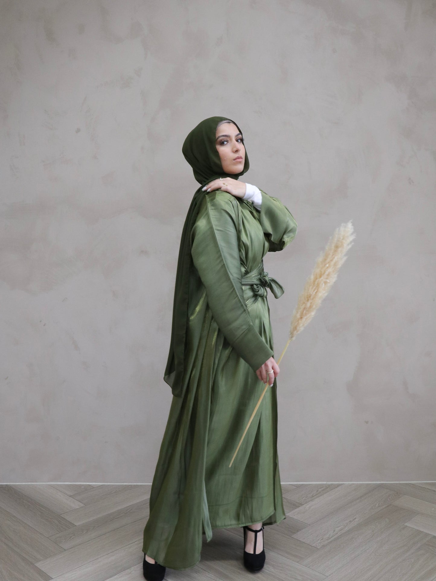 Olive Green Luxury Abaya (3 piece set)