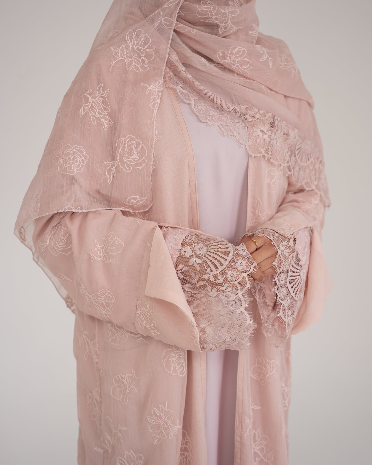 Jouri Lace Abaya - Pastel Pink & White