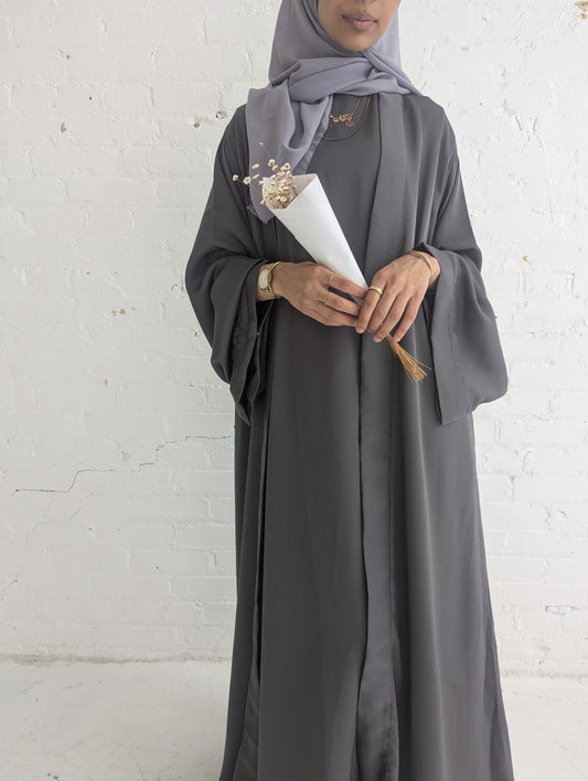 Essential Abaya (2- piece set) - Grey