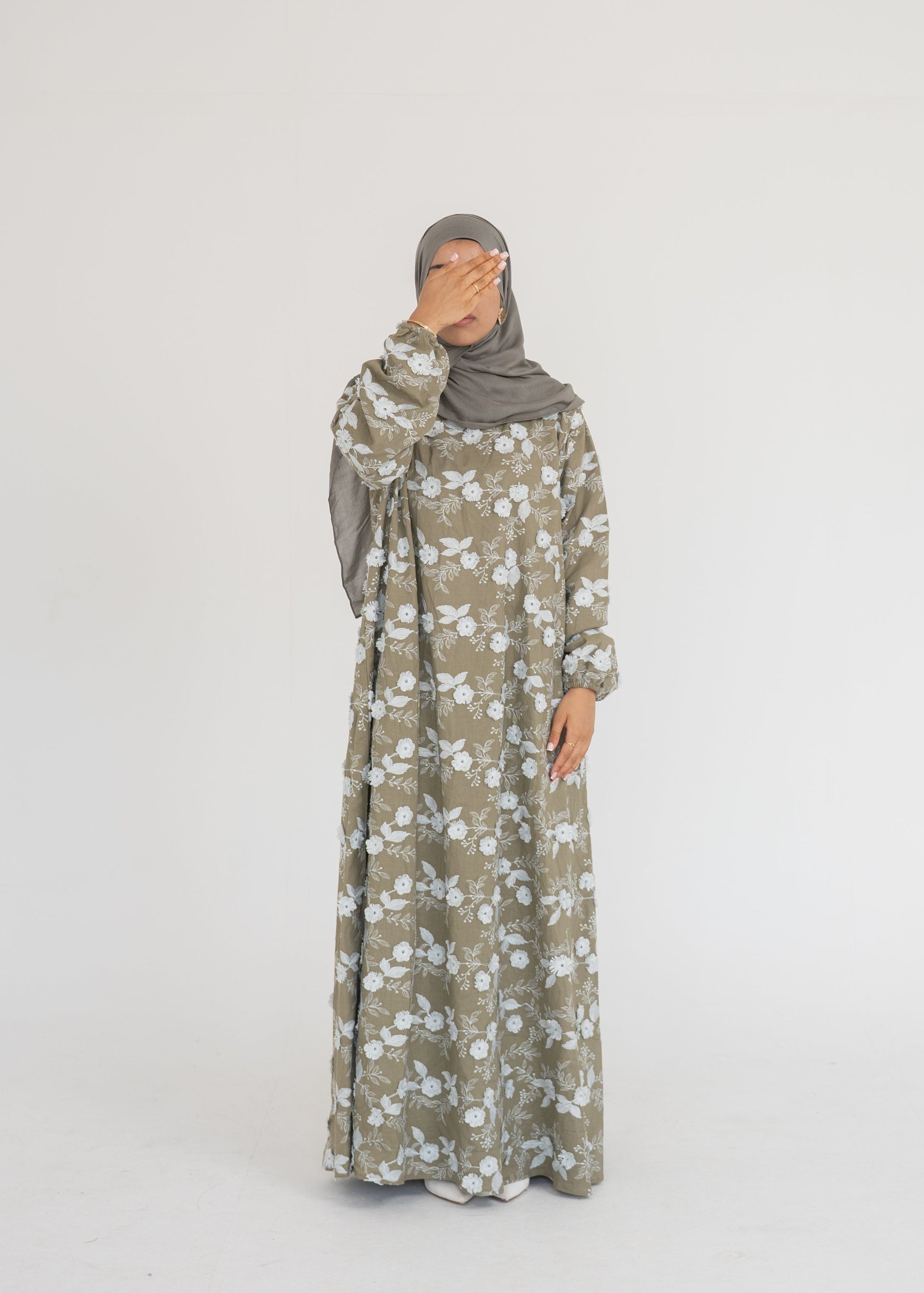 a women wearing cotton abaya 
